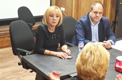 На 22 октомври Мая Манолова организира приемна за потребители в София