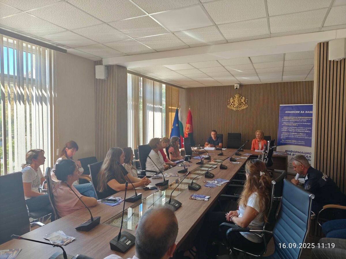 КЗП се срещна до момента с жителите на 22 населени места във връзка с въвеждането на еврото в Република България