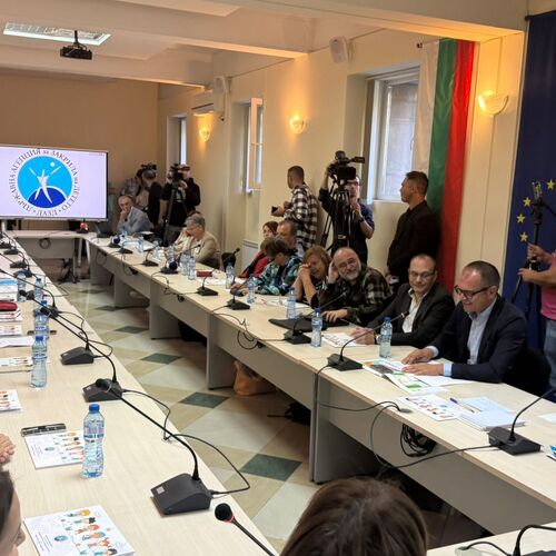 Изпълняващият длъжността председател на КЗП Александър Колячев бе гост на откриването на втората кампания на ДАЗД “Бъди смел, бъди добър”