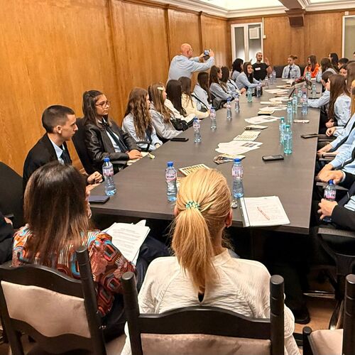 Ученици от Велинград гостуваха в КЗП